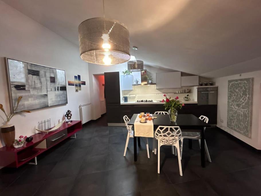 Elegante Appartamento Privato In Palazzo Storico Del XVIII - Pieno Centro Nicosia Zewnętrze zdjęcie
